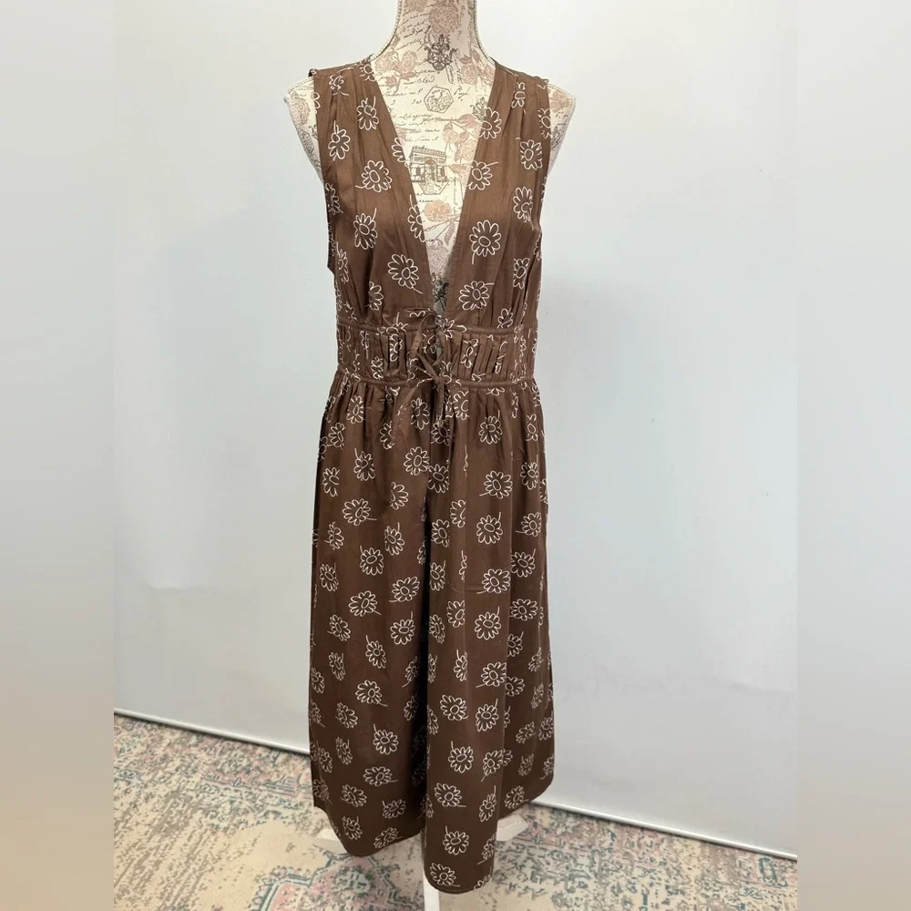 FAITHFUL the BRAND Chocolate brown MARTA daisy print deep V Midi Dress size 8 - Picture 9 of 14
